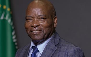 H.E. Moses Vilakati 